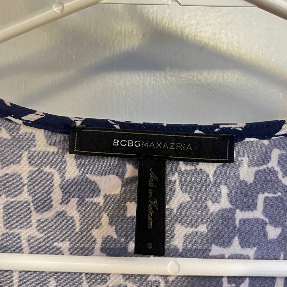 BCBGMaxAzria Dark Blue and White Midi Dress - Picture 5 of 5